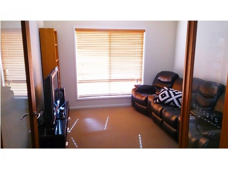 53 Capricorn Circuit, North Lakes QLD 4509