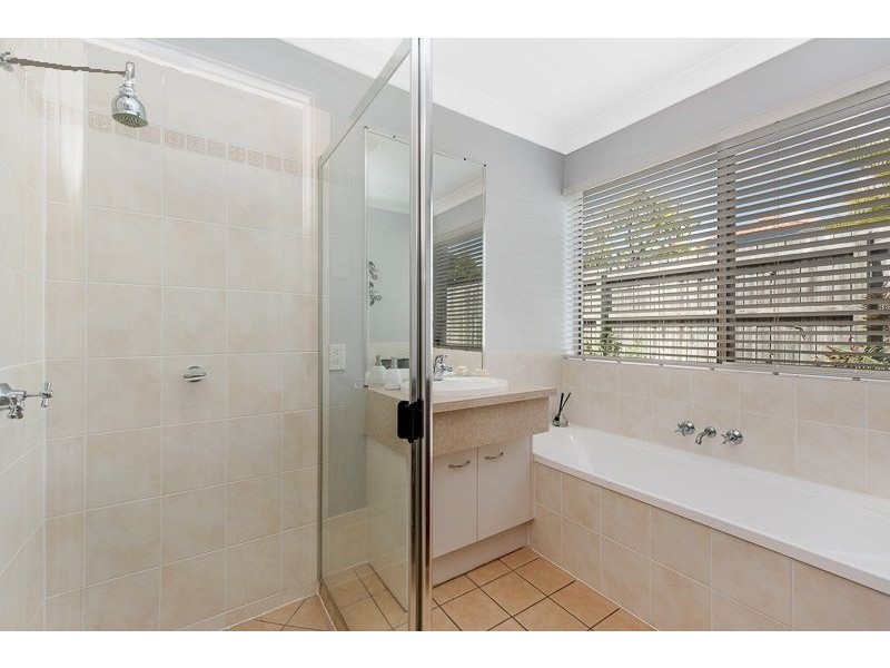 11 Kalamunda Street, North Lakes QLD 4509