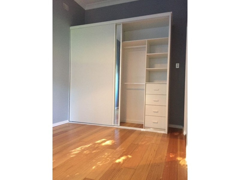 2/70 Petersham Rd, Marrickville NSW 2204