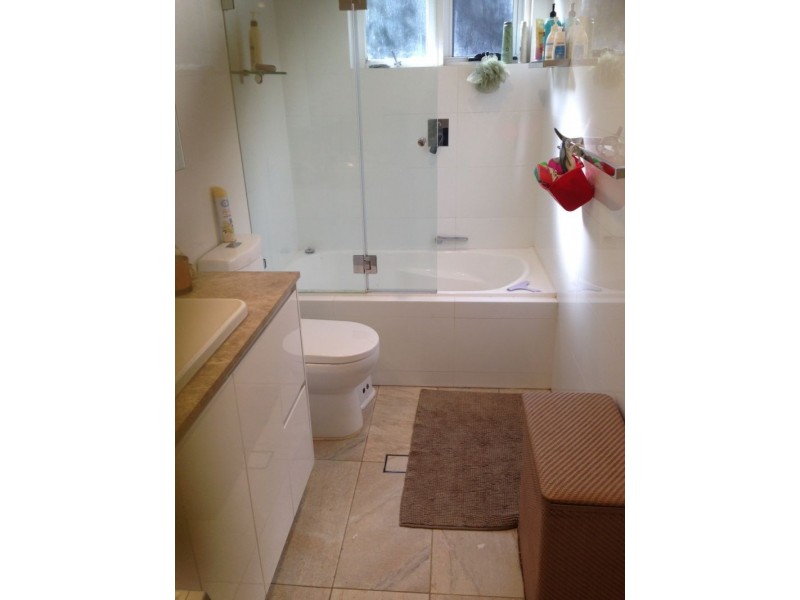 3/4 Sanctuary Avenue, Avalon Beach NSW 2107