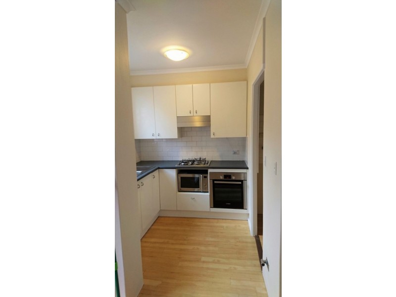 18/12 Ronald Avenue, Freshwater NSW 2096