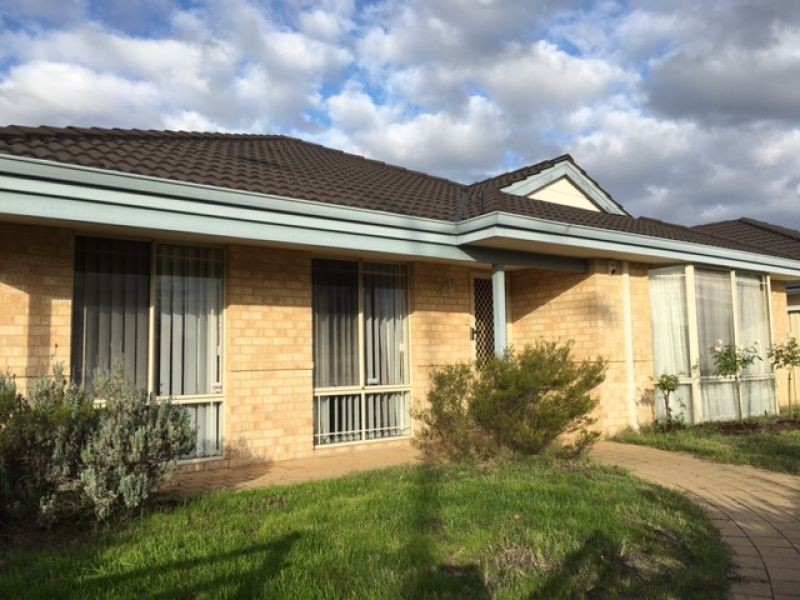 211 Wentworth Parade, Success WA 6164