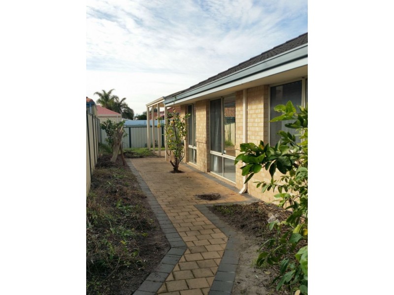 211 Wentworth Parade, Success WA 6164