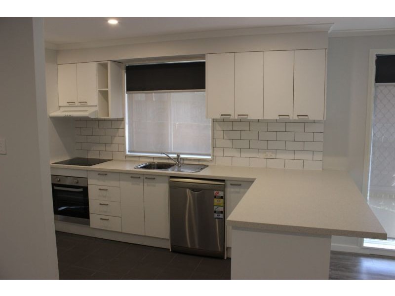 9 Mckell Ave, Watanobbi NSW 2259