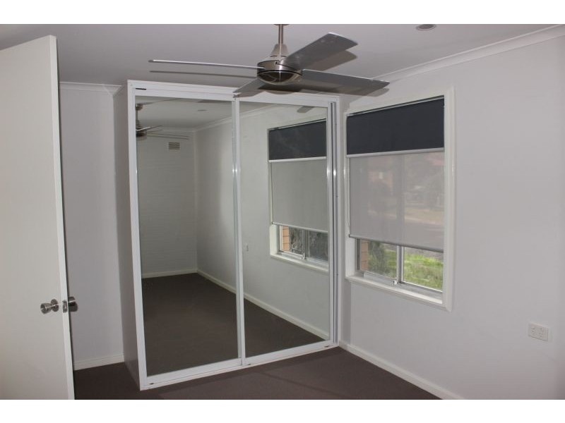 9 Mckell Ave, Watanobbi NSW 2259