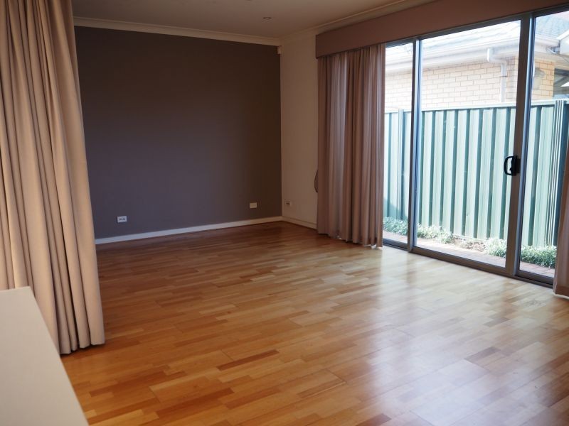 10 Stony Way, Mawson Lakes SA 5095