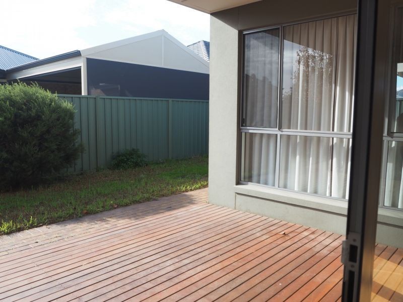 10 Stony Way, Mawson Lakes SA 5095