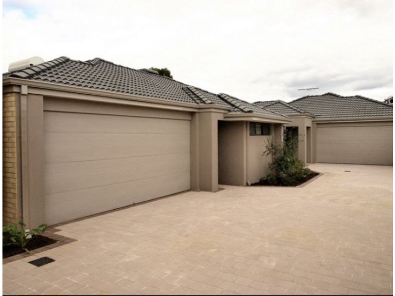 4/19 Pittwater Way, Success WA 6164