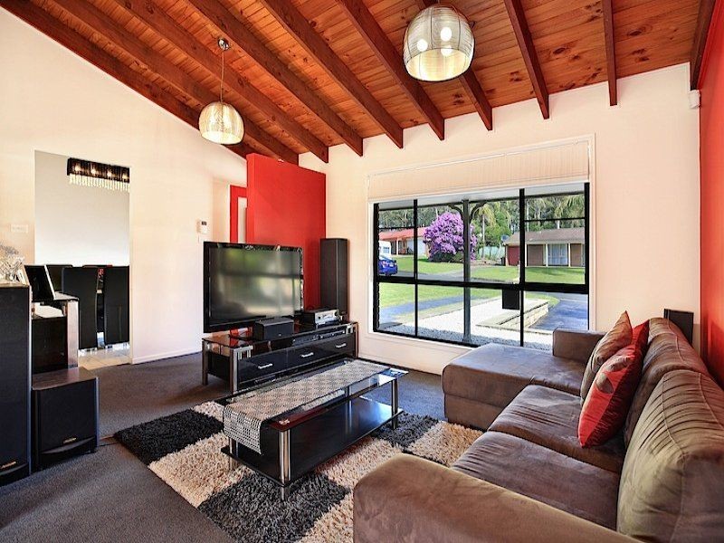 11 Formby Close, Bomaderry NSW 2541