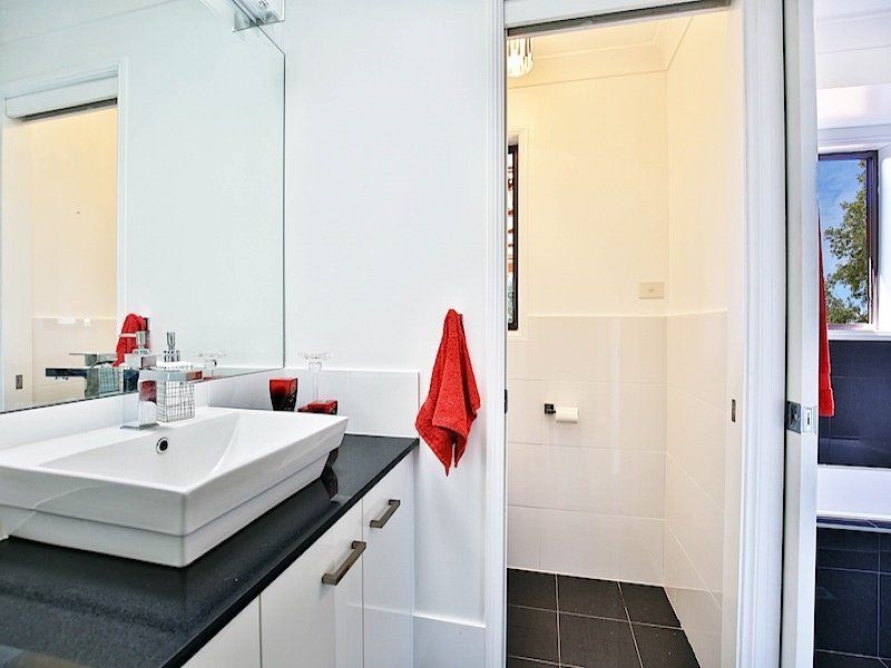 11 Formby Close, Bomaderry NSW 2541