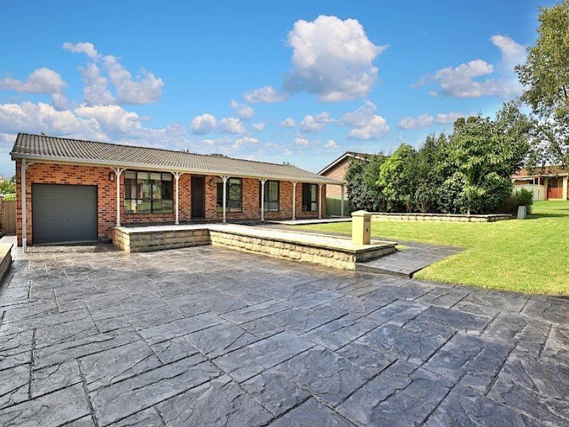 11 Formby Close, Bomaderry NSW 2541