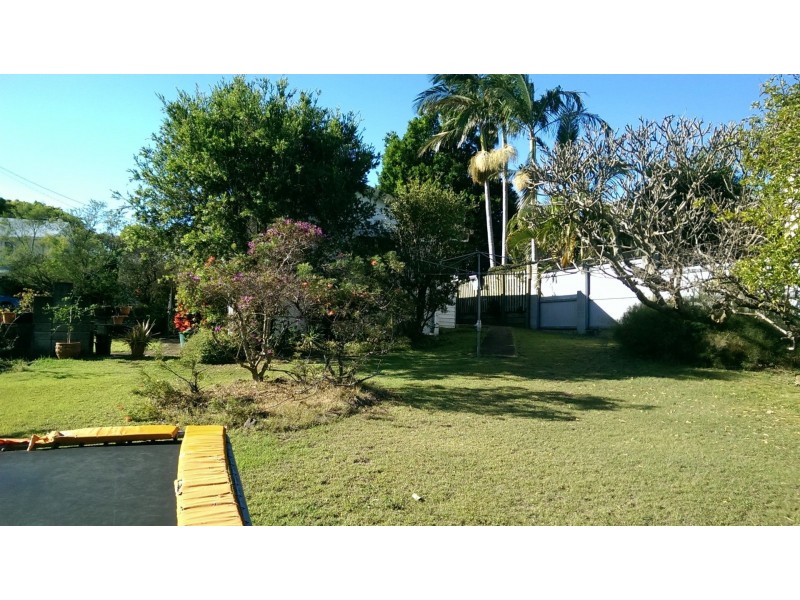 2 Woodville Street, Hendra QLD 4011