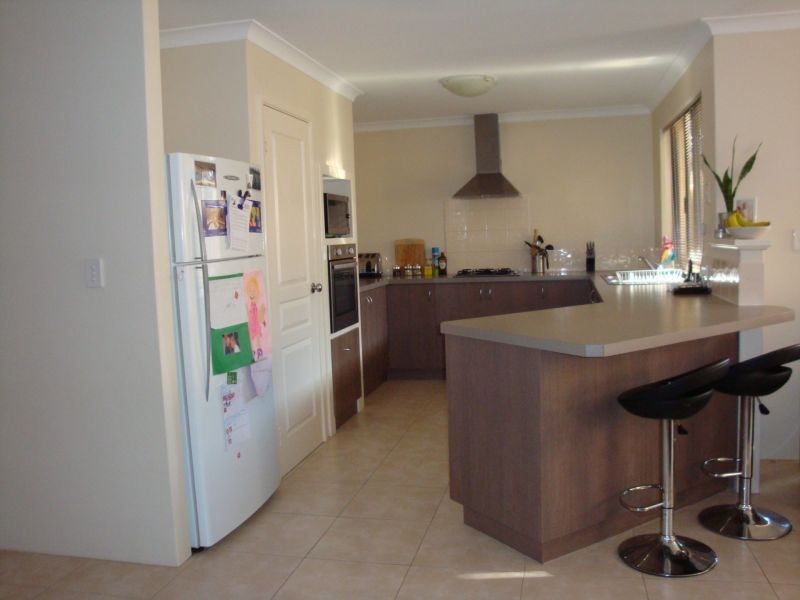 28 Phoenix Terrace, Hocking WA 6065