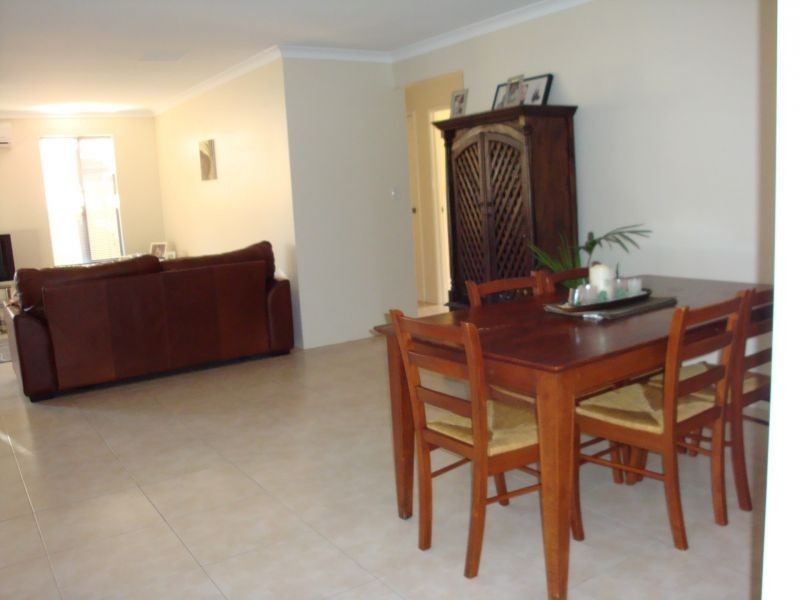 28 Phoenix Terrace, Hocking WA 6065