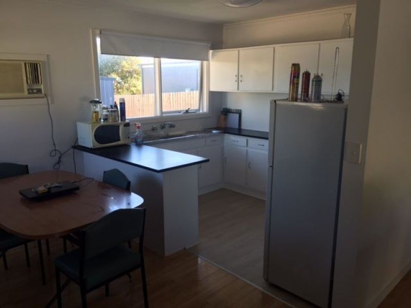 8 Bell St, Ocean Grove VIC 3226