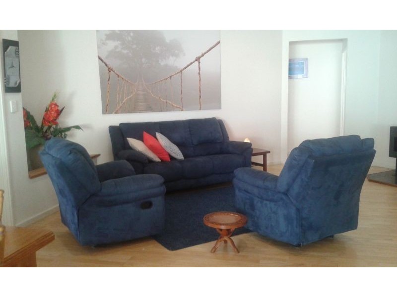 6 Kularda Road, Dalyellup WA 6230