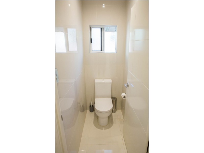 10 Jordan Close, Mooroobool QLD 4870