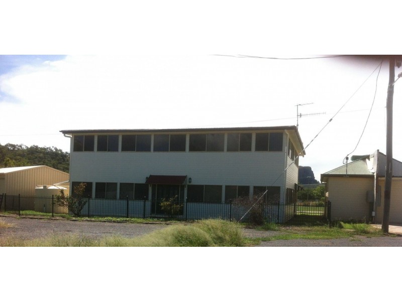 14 Charles Street, Springsure QLD 4722