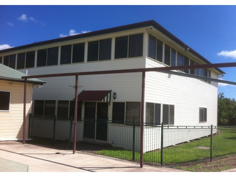 14 Charles Street, Springsure QLD 4722