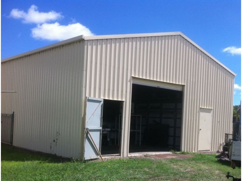 14 Charles Street, Springsure QLD 4722