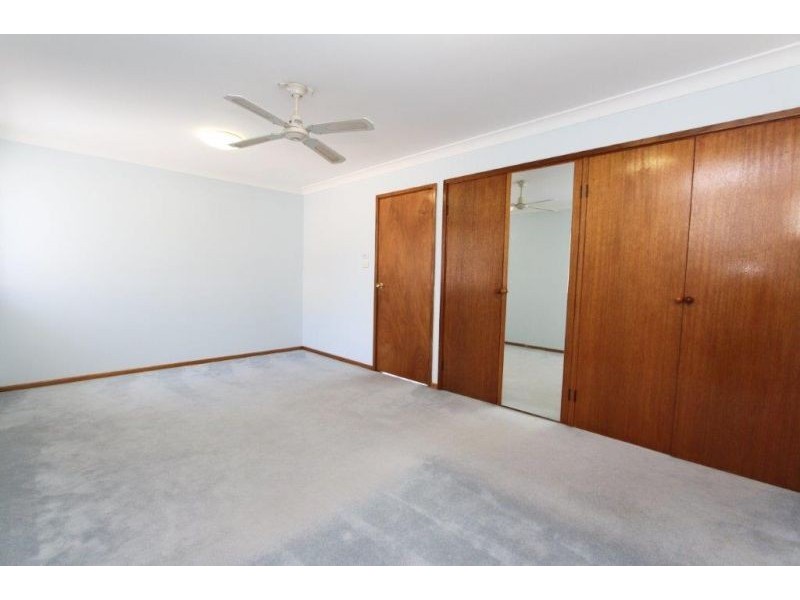 24 Kenton Cres, Valentine NSW 2280