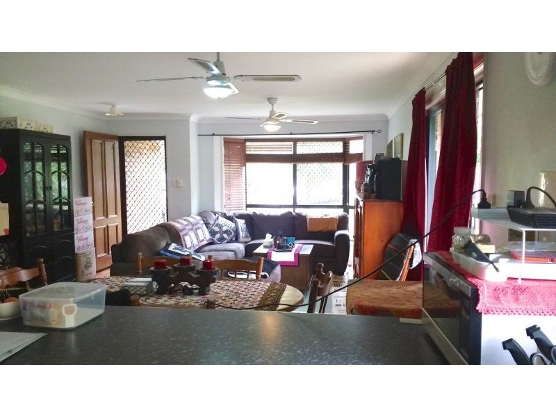 7 Mcdougall Cl, Silkstone QLD 4304