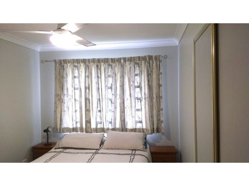 7 Mcdougall Cl, Silkstone QLD 4304