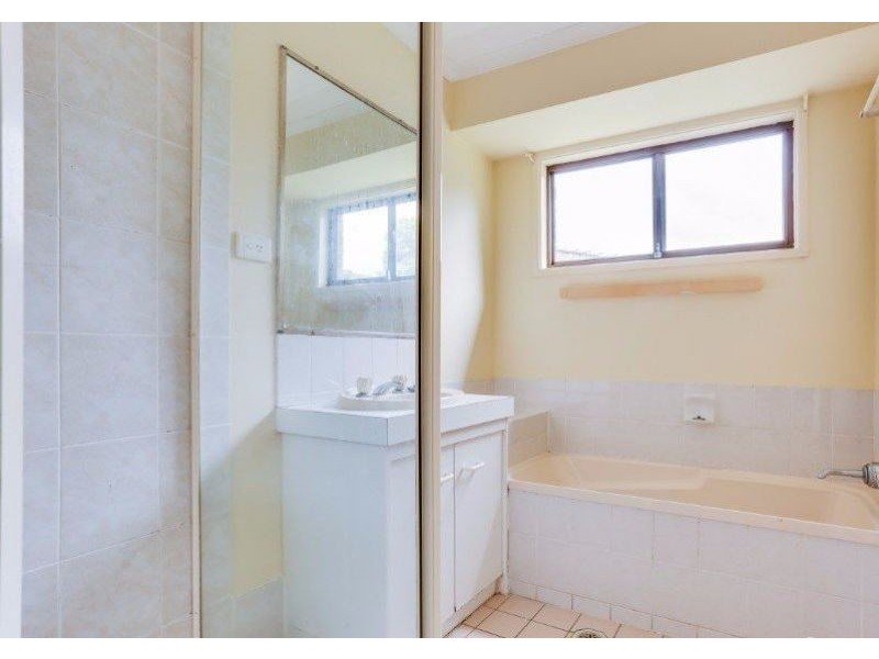 12 Myall St, Crestmead QLD 4132