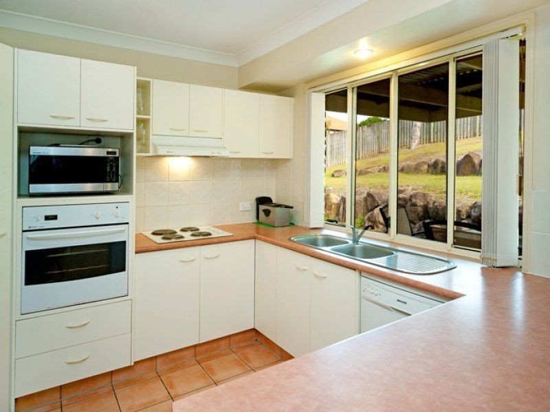 29 Howland Circuit, Pacific Pines QLD 4211