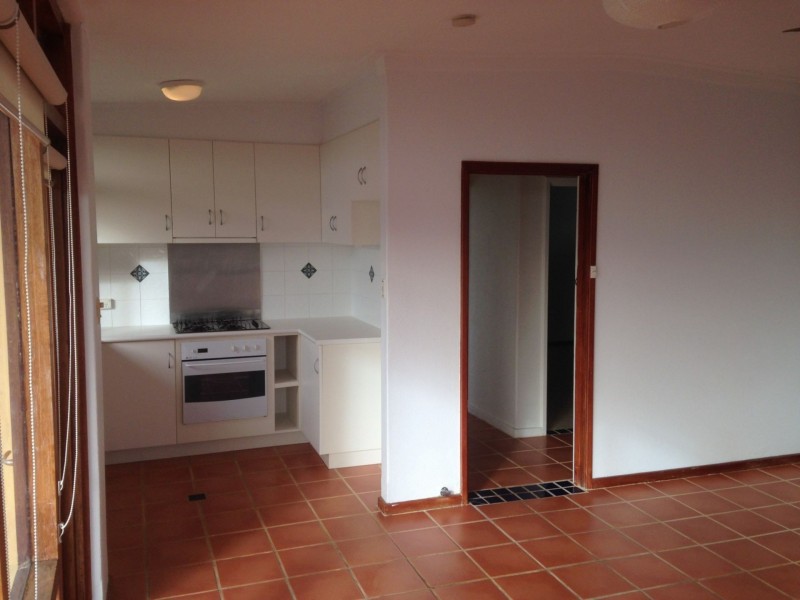 8/45 Robert St, Como WA 6152