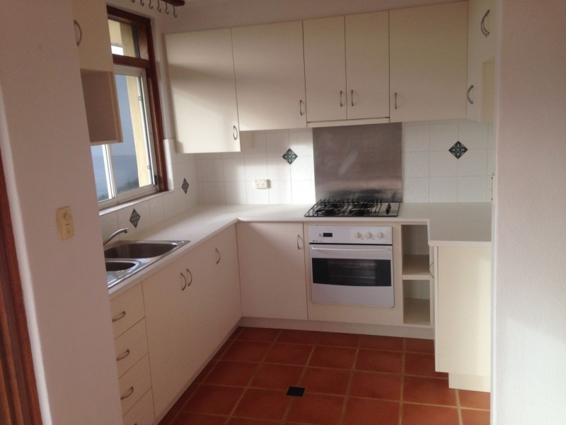 8/45 Robert St, Como WA 6152