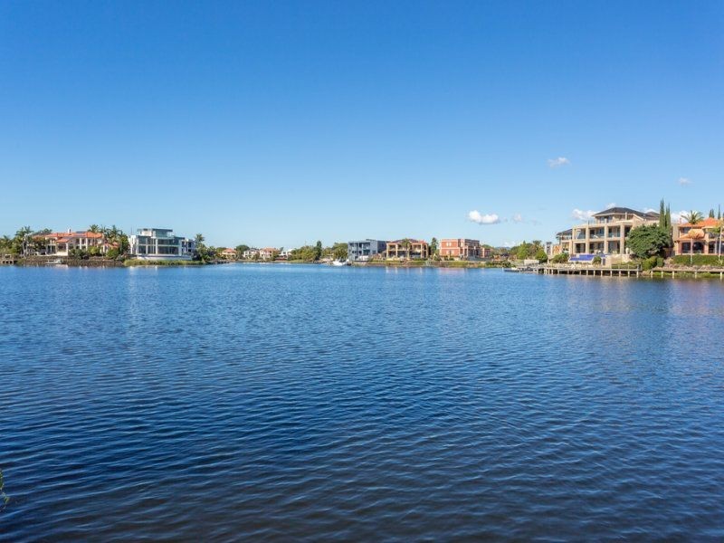 30 Montevideo Drive, Clear Island Waters QLD 4226