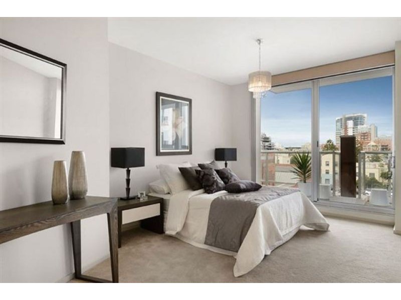 402/65 Beach St, Port Melbourne VIC 3207