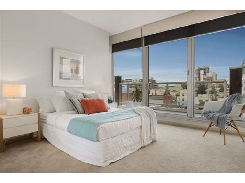 402/65 Beach St, Port Melbourne VIC 3207