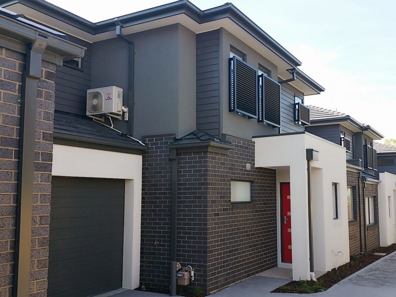 2/110 Porter Rd, Heidelberg Heights VIC 3081