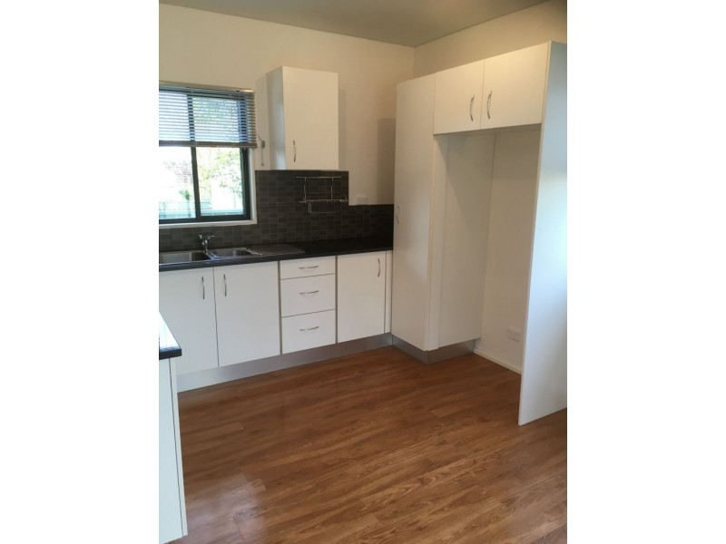 693a Pacific Highway, Kanwal NSW 2259