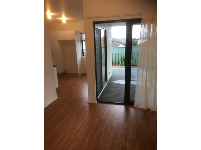 693a Pacific Highway, Kanwal NSW 2259
