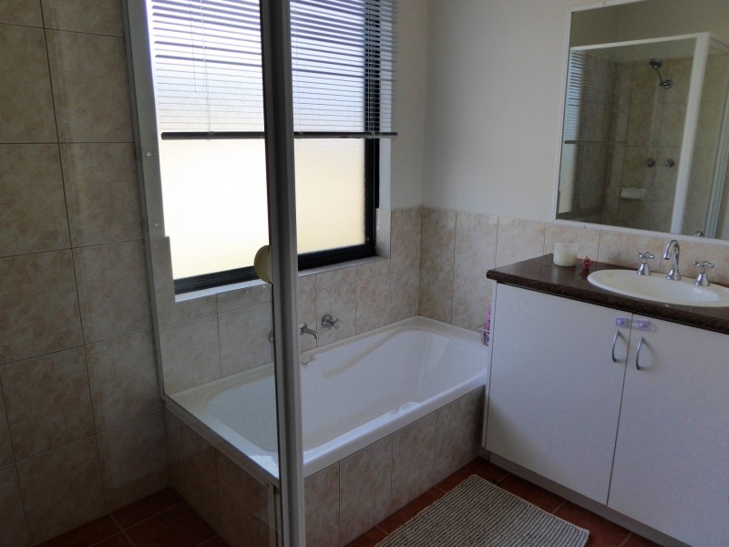 77a Beatrice Street, Innaloo WA 6018