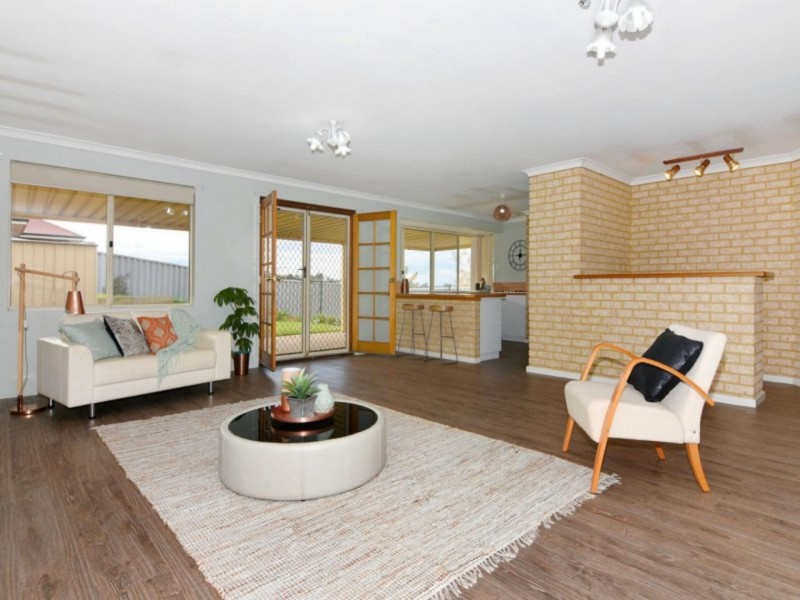 67 Barnes Ave, Australind WA 6233