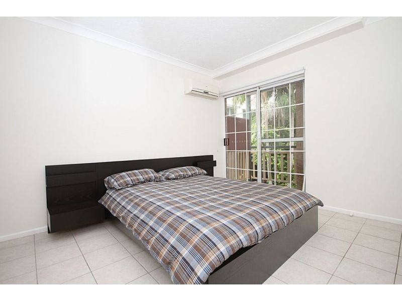 4/73 Derby St, Coorparoo QLD 4151