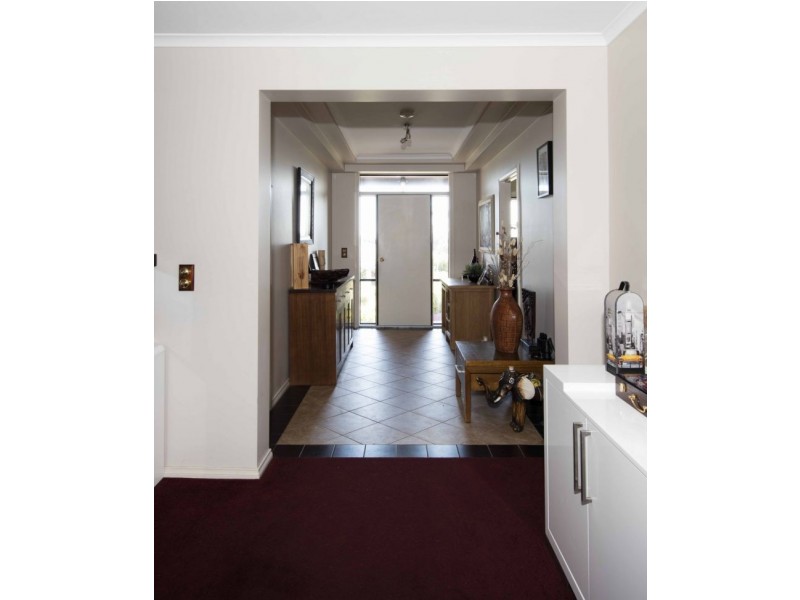 36 Dorothy Crescent, Mornington VIC 3931