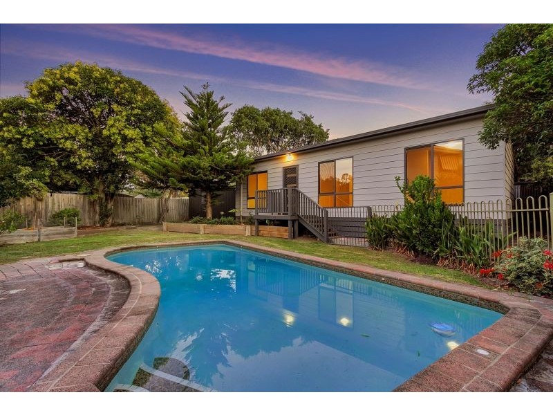 60 Sinclair Road, Bayswater VIC 3153