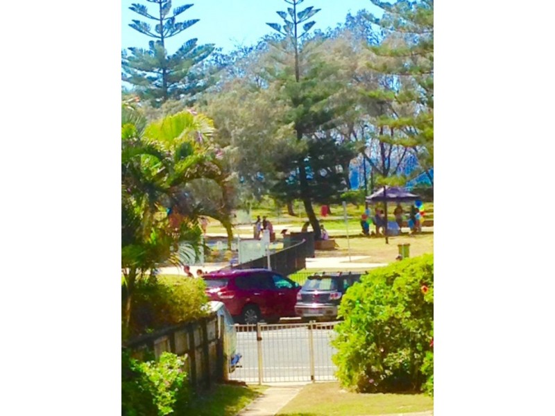 12/171 Old Burleigh Road, Broadbeach QLD 4218