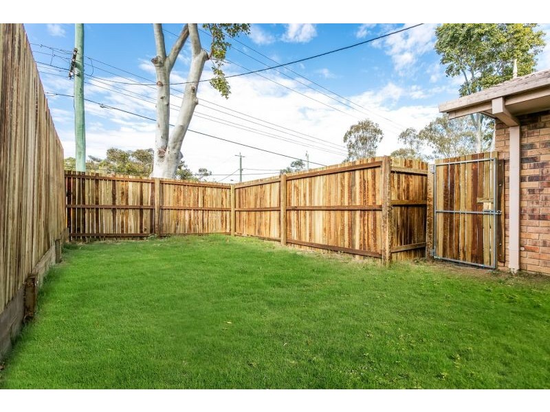4/23 Henty Drive, Redbank Plains QLD 4301