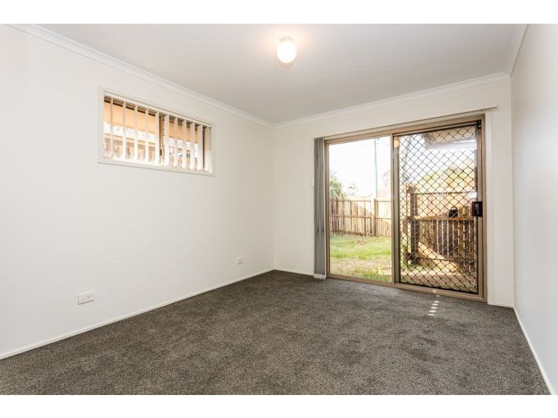 4/23 Henty Drive, Redbank Plains QLD 4301