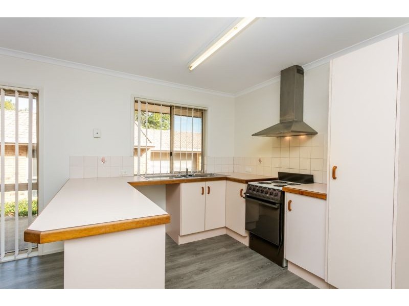4/23 Henty Drive, Redbank Plains QLD 4301
