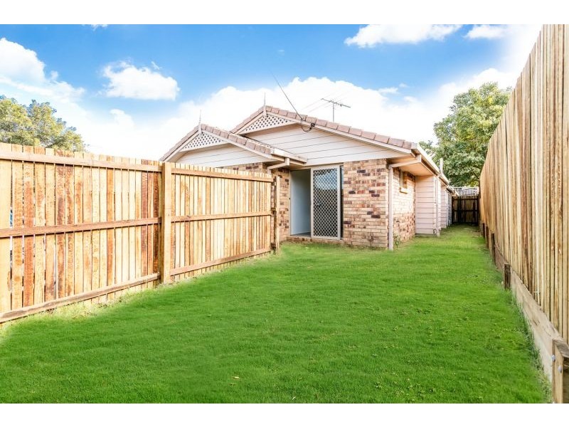 4/23 Henty Drive, Redbank Plains QLD 4301