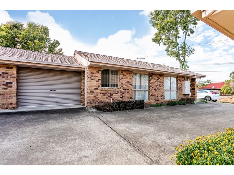 4/23 Henty Drive, Redbank Plains QLD 4301