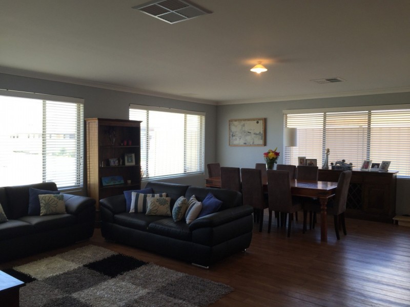 Wattle Grove WA 6107