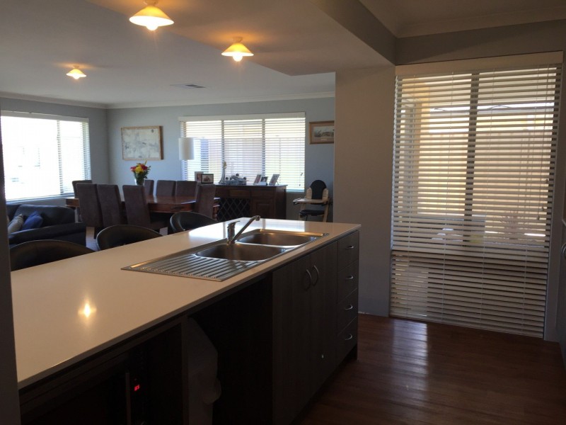 Wattle Grove WA 6107